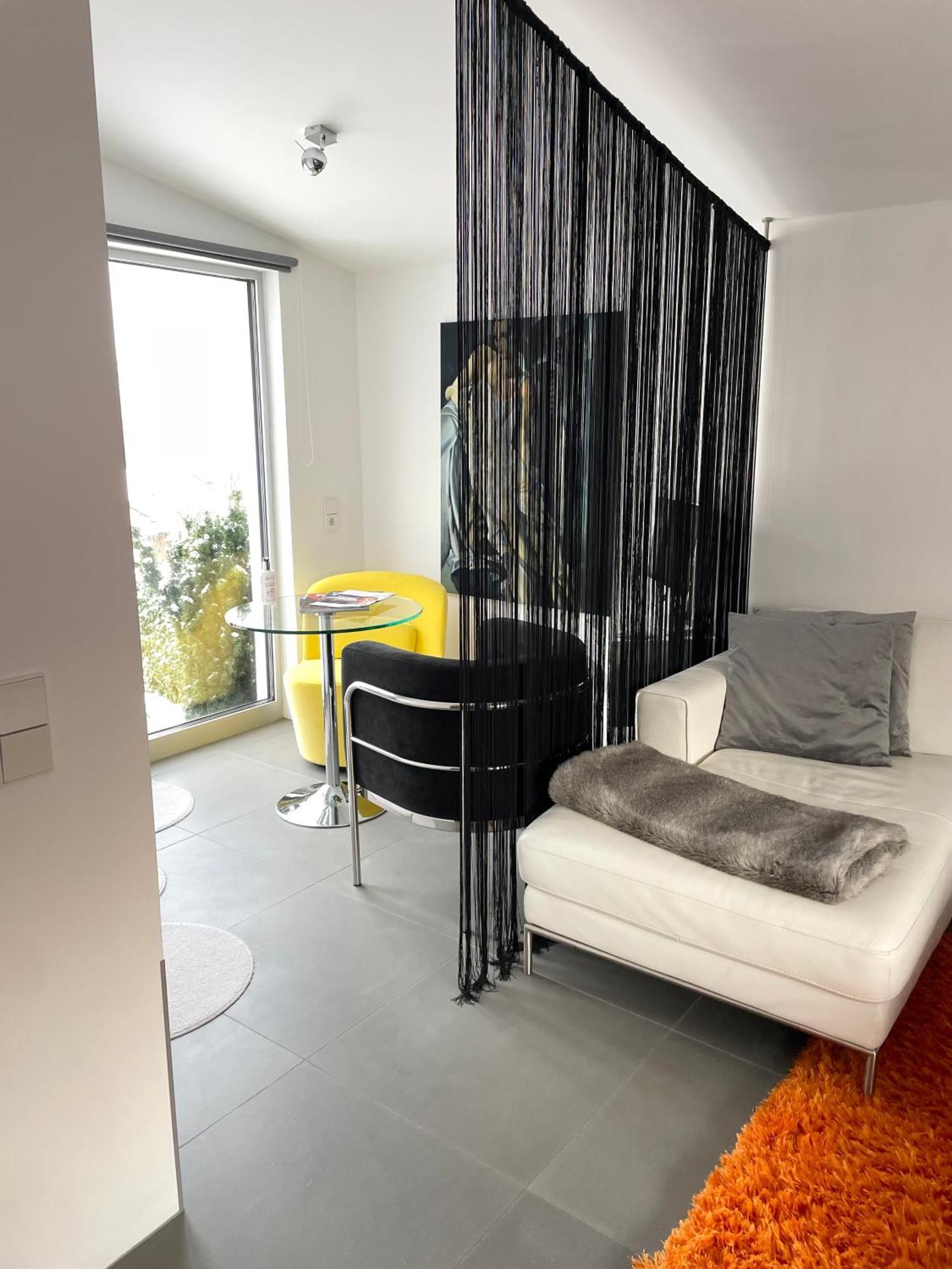 Modernes Studio Auf Der Sonnenterrasse Baden-Baden Exterior photo